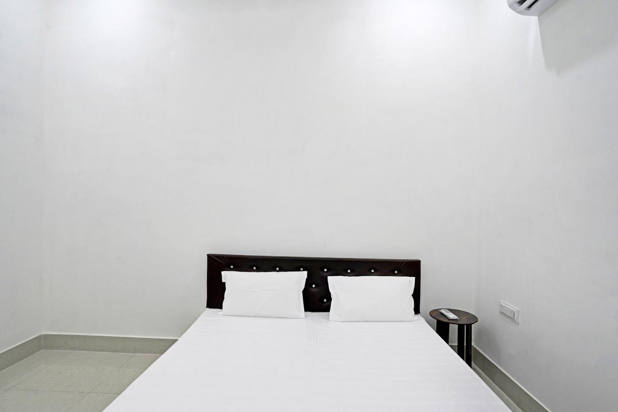 Hotel O Sky Touch Hotel Baghpat Dış mekan fotoğraf