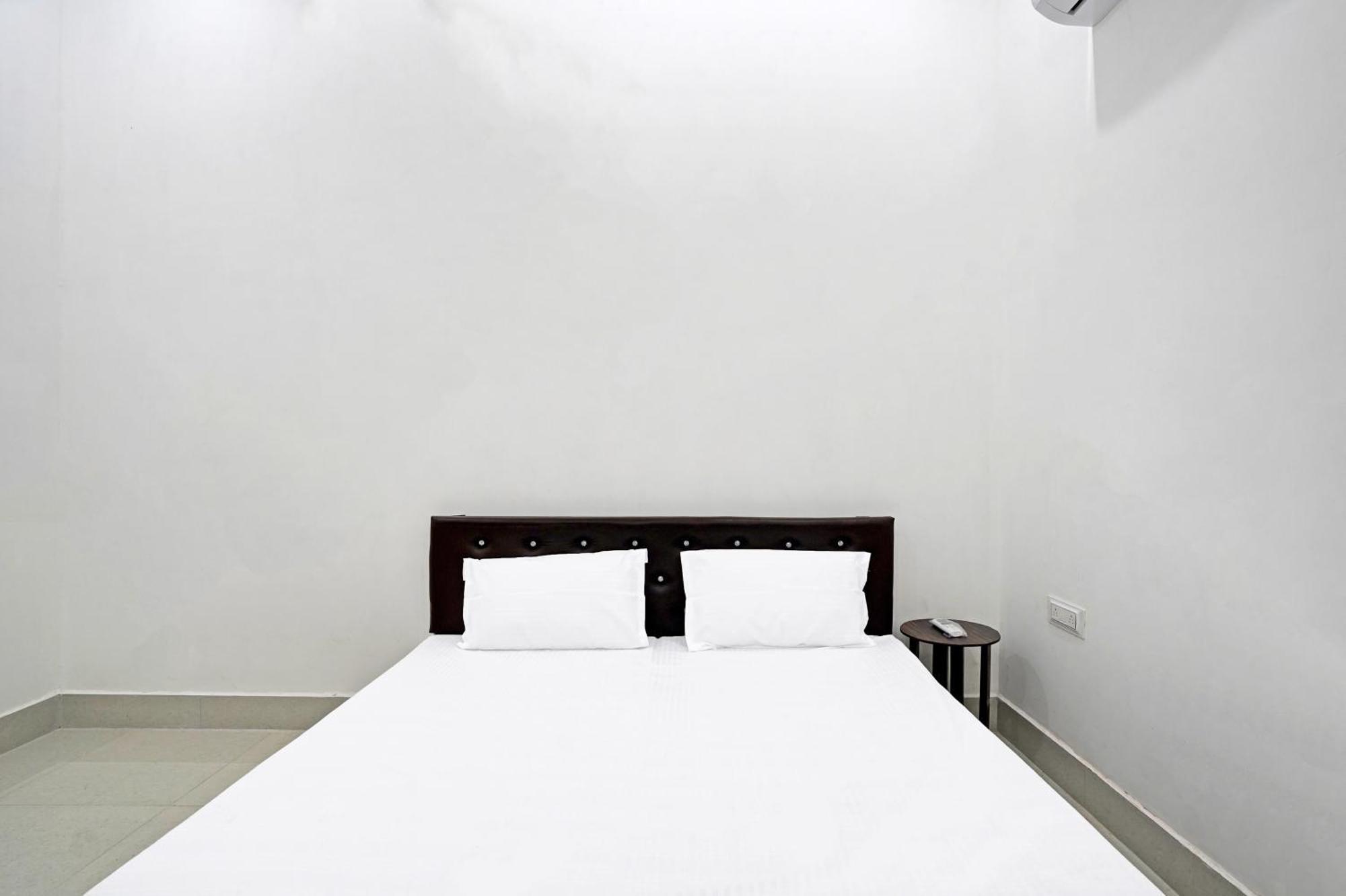 Hotel O Sky Touch Hotel Baghpat Dış mekan fotoğraf