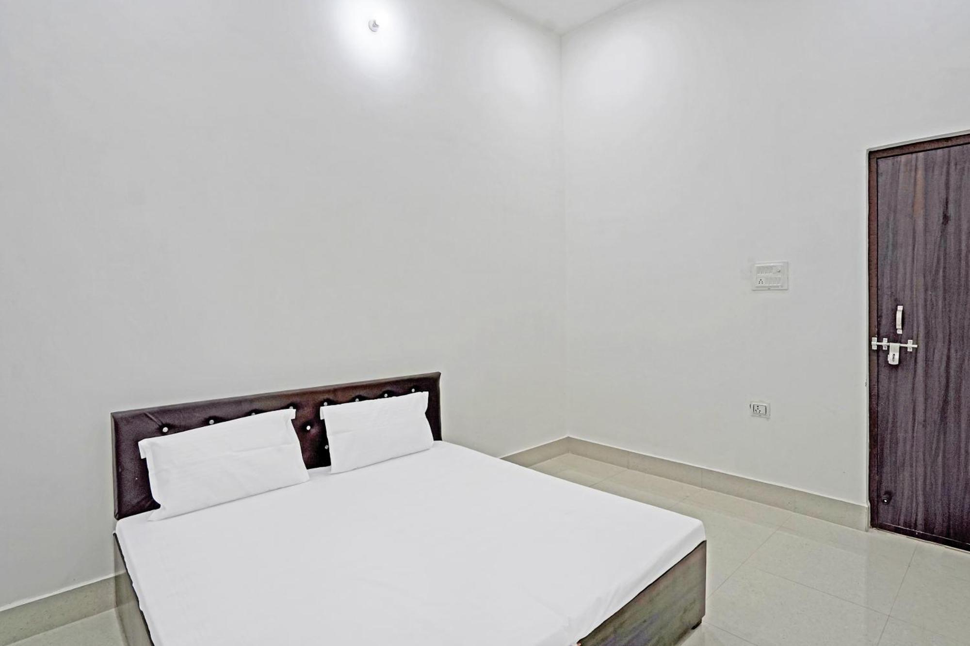 Hotel O Sky Touch Hotel Baghpat Dış mekan fotoğraf