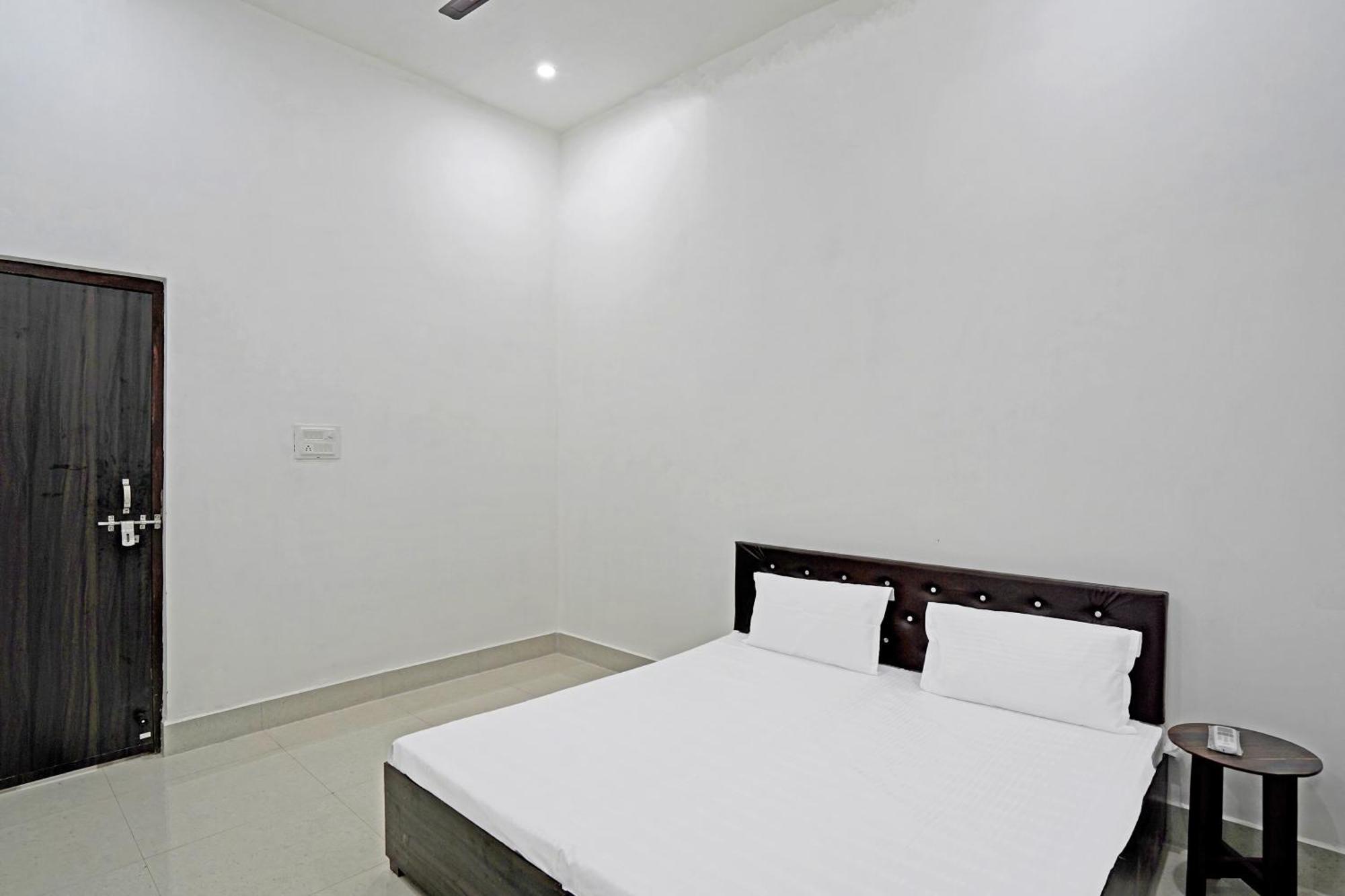 Hotel O Sky Touch Hotel Baghpat Dış mekan fotoğraf