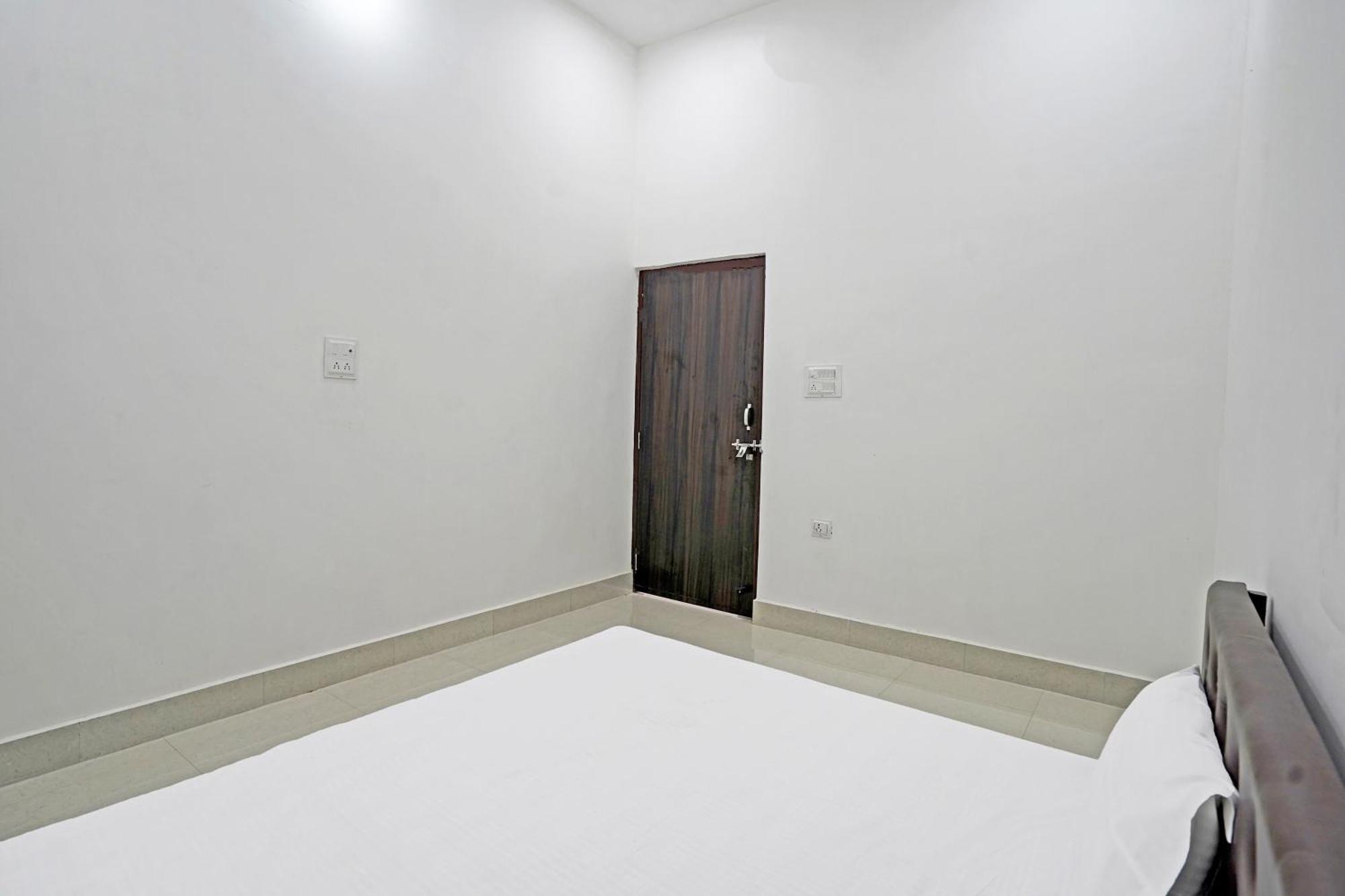 Hotel O Sky Touch Hotel Baghpat Dış mekan fotoğraf